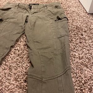 Denial denim cargo style fitted pants sz 1 fits 4
